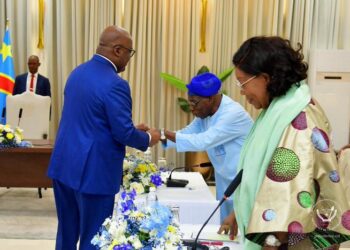 RDC – Diplomatie régionale Tshisekedi reçoit le Panel des facilitateurs de l’Union africaine pour relancer la dynamique de paix